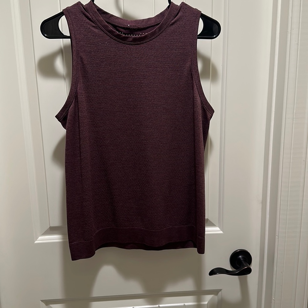 Lululemon high neck top
